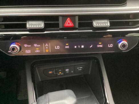 Used 2025 Kia K5 GT image 23