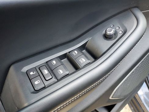 Used 2021 Jeep Grand Cherokee L Altitude image 21