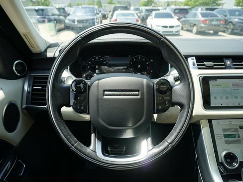 Used 2019 Land Rover Range Rover Sport Supercharged AWD/4WD image 10