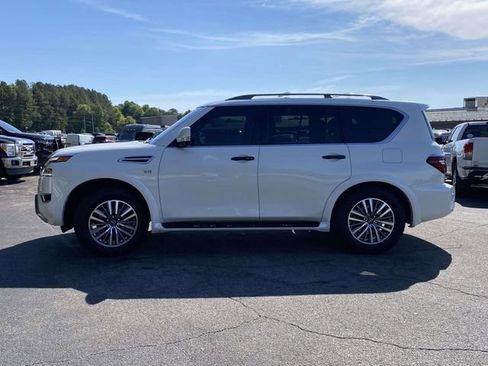 Used 2021 Nissan Armada SL w/ Captain's Chairs Package RWD image 7