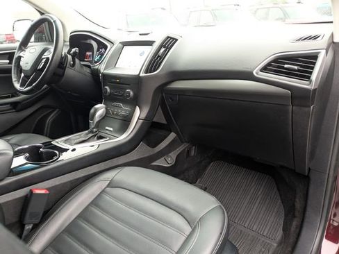 Used 2017 Ford Edge SEL w/ Equipment Group 201A image 4