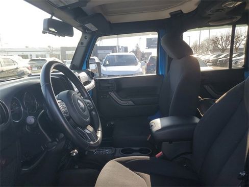 Used 2014 Jeep Wrangler Unlimited Sport w/ Power Convenience Group image 14