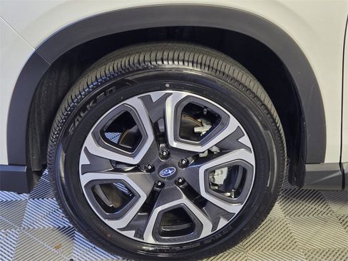 Certified 2025 Subaru Ascent Touring image 11