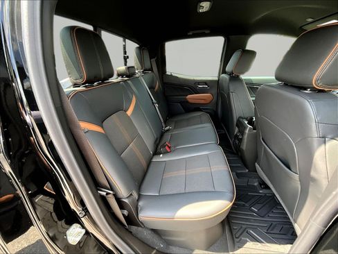 New 2026 GMC Canyon AT4 AWD/4WD image 19