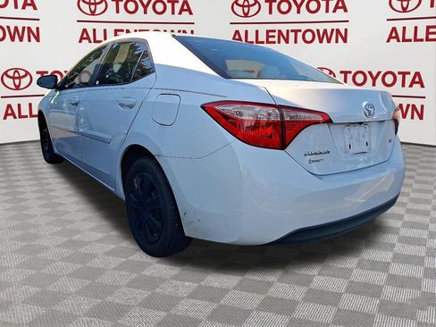 Used 2018 Toyota Corolla LE FWD image 4
