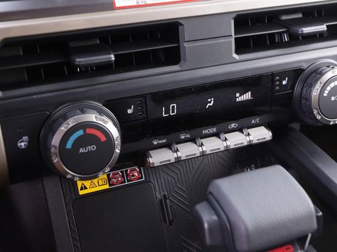 New 2026 Toyota Tacoma TRD Off-Road w/ TRD Off Road Upgrade Package AWD/4WD image 18