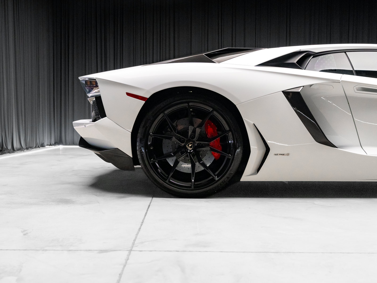 Used 2014 Lamborghini Aventador LP 700-4 AWD/4WD image 35