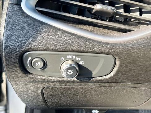 Certified 2022 Chevrolet Malibu RS w/ LPO, Convenience Package 1 image 17