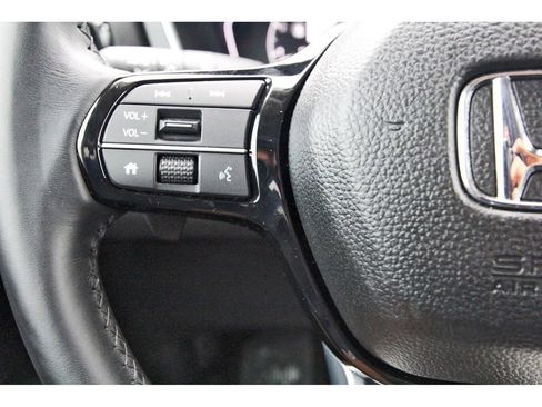 Used 2023 Honda Pilot EX-L image 18