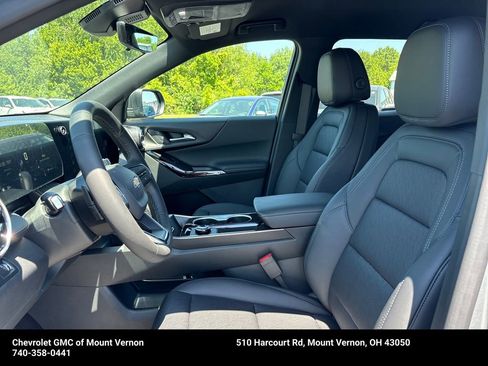 New 2026 Chevrolet Equinox LT w/ Convenience Package II FWD image 12