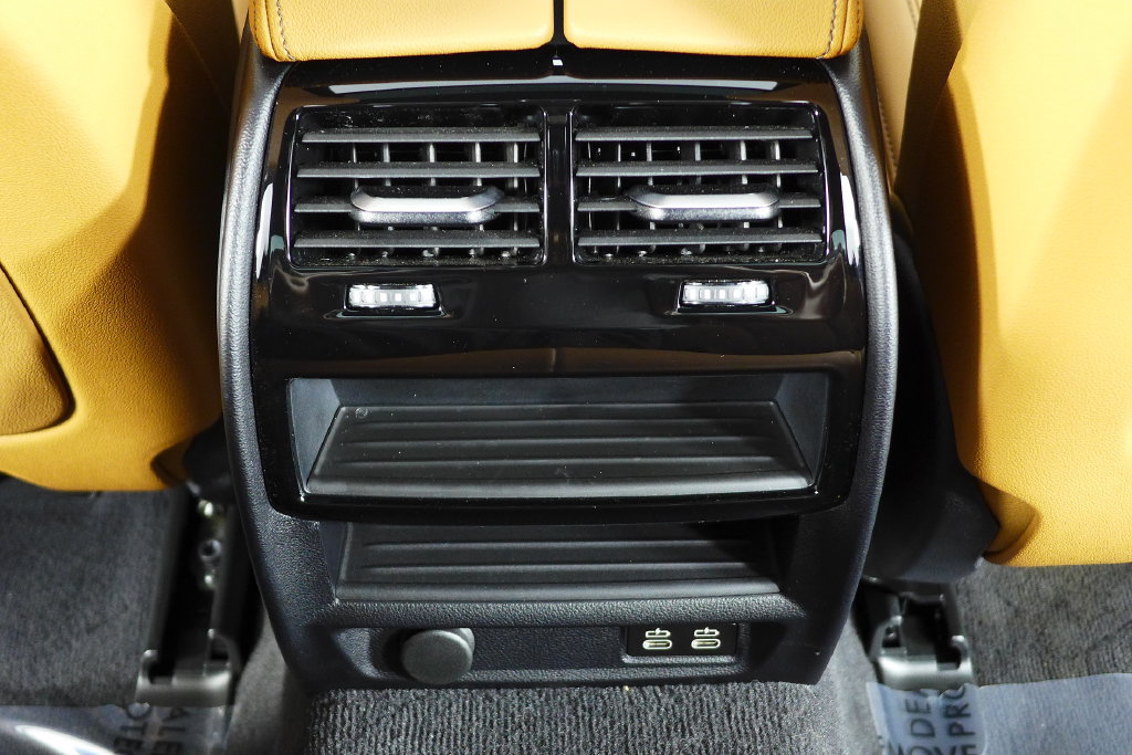 Certified 2023 BMW 530i w/ Convenience Package RWD image 24
