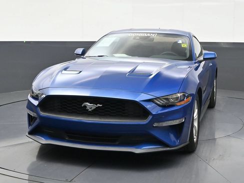 Used 2022 Ford Mustang Coupe RWD image 8