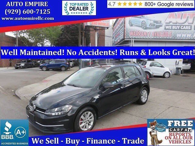 Used 2019 Volkswagen Golf S FWD image 1