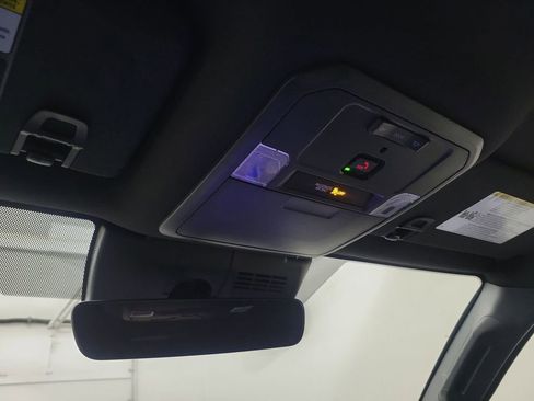 Used 2024 Toyota Tacoma TRD Sport image 15