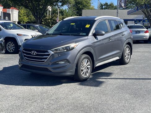 Used 2018 Hyundai Tucson SEL Plus w/ Cargo Package AWD/4WD image 2