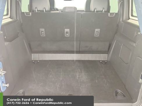 Used 2025 Ford Bronco Badlands image 23