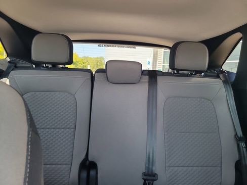 Used 2022 Ford Escape SE image 22