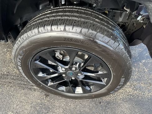 Used 2025 Jeep Wrangler Sahara w/ Safety Group image 10