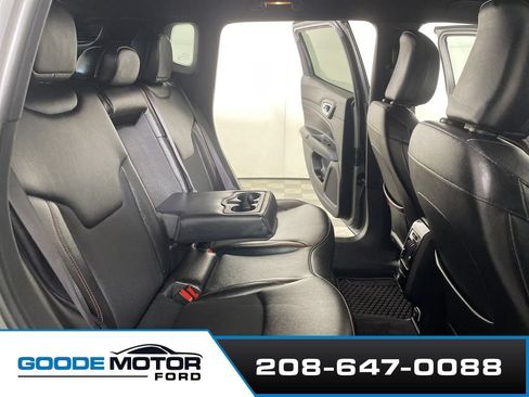 Used 2024 Jeep Compass Trailhawk AWD/4WD image 22