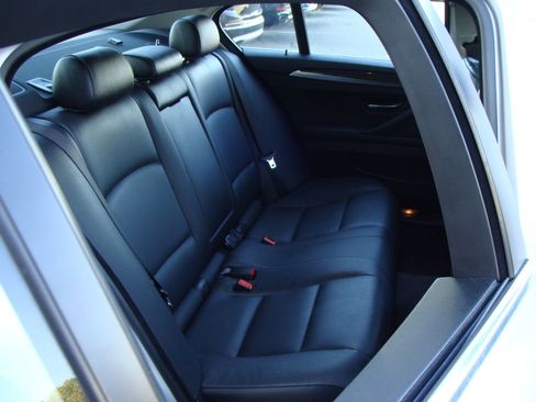 Used 2013 BMW 528i xDrive Sedan image 11