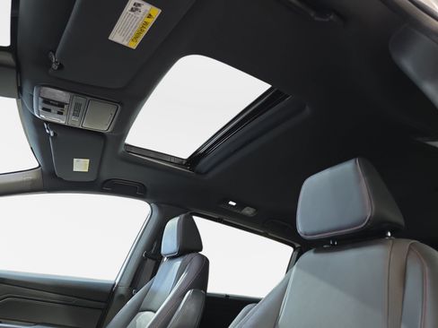 Certified 2024 Honda Odyssey Sport image 27
