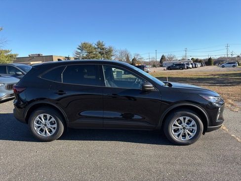 New 2026 Ford Escape Active w/ Cold Weather Package image 2