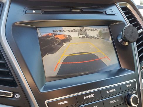 Used 2017 Hyundai Santa Fe Limited image 28