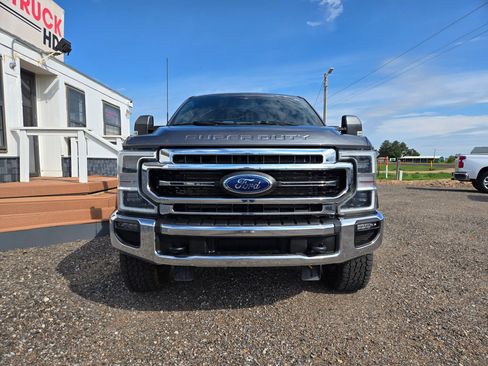 Used 2022 Ford F350 Lariat w/ Lariat Ultimate Package AWD/4WD image 3