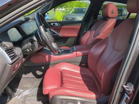 Used 2022 BMW X6 xDrive40i w/ Premium Package image 22