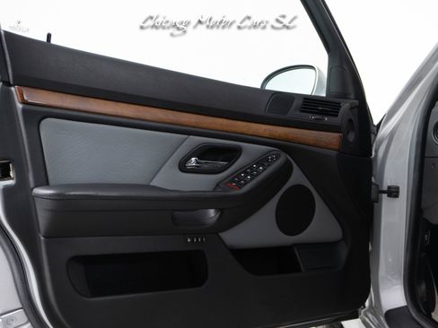 Used 2001 BMW M5 RWD image 16