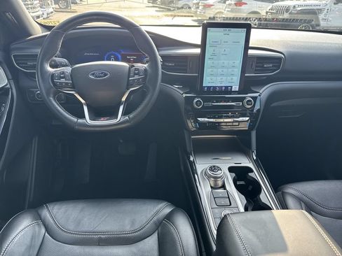 Used 2022 Ford Explorer ST w/ Equipment Group 401A AWD/4WD image 23