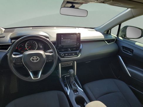 Used 2022 Toyota Corolla Cross LE FWD image 15