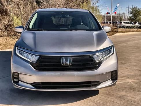 Certified 2023 Honda Odyssey Touring image 7