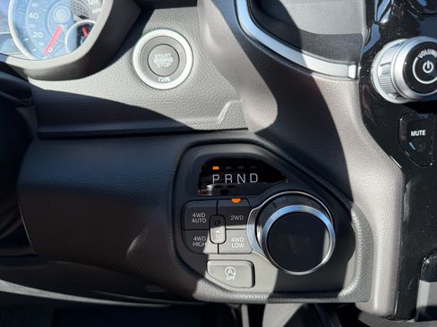 New 2026 RAM 1500 Big Horn AWD/4WD image 21