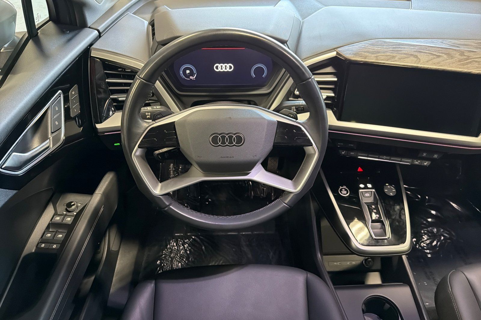 Certified 2023 Audi Q4 e-tron Premium Plus w/ Premium Plus RWD image 13