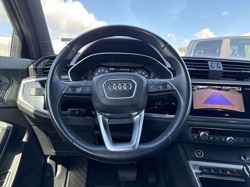 Used 2024 Audi Q3 2.0T Premium image 20