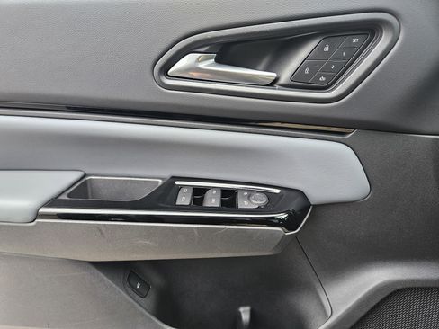 Used 2025 Honda Prologue Touring image 23