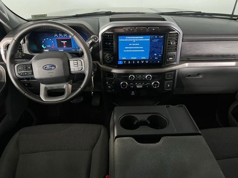 Used 2024 Ford F150 XLT image 12