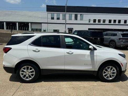 Used 2022 Chevrolet Equinox LT AWD/4WD image 7