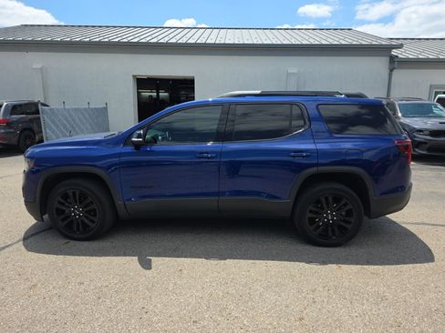 Used 2023 GMC Acadia SLT w/ Elevation Edition AWD/4WD image 6