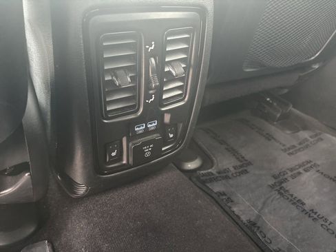 Used 2022 Dodge Durango GT image 23