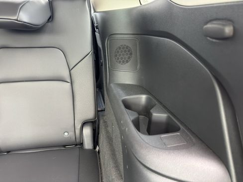 Certified 2025 Nissan Pathfinder SL w/ SL Premium Package image 37