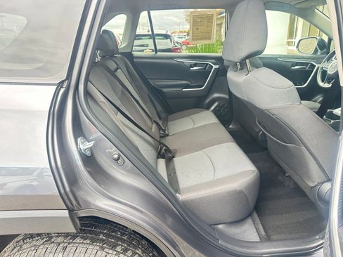 Used 2025 Toyota RAV4 XLE image 25
