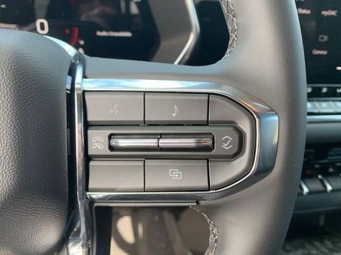 New 2026 GMC Canyon Elevation w/ Convenience Package AWD/4WD image 17