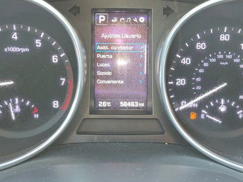 Used 2017 Hyundai Santa Fe SE w/ Ultimate Package FWD image 29