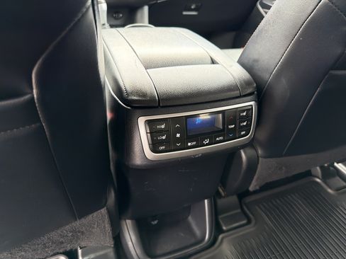 Used 2016 Toyota Highlander Limited Platinum AWD/4WD image 13