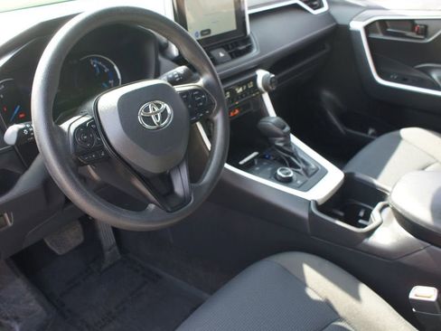 Used 2024 Toyota RAV4 LE image 12