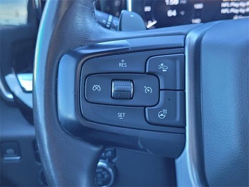 Used 2022 GMC Sierra 1500 SLT image 17