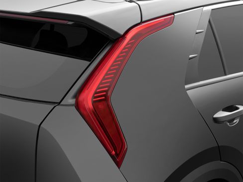 Certified 2025 Kia Niro LX FWD image 50