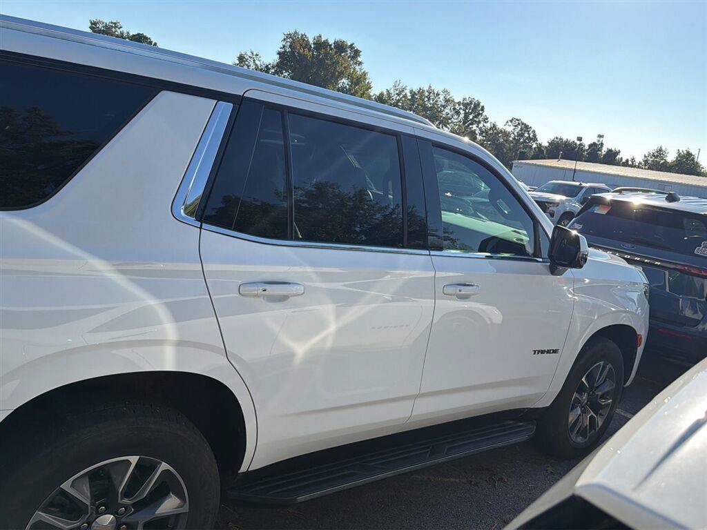 Used 2023 Chevrolet Tahoe LT w/ LT Signature Plus Package AWD/4WD image 9